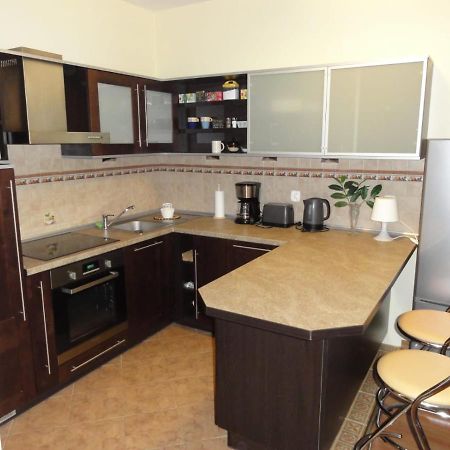 פוביירובו Apartement Basti מראה חיצוני תמונה