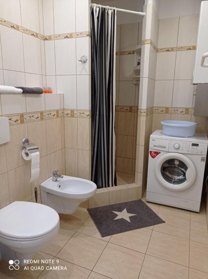 פוביירובו Apartement Basti מראה חיצוני תמונה