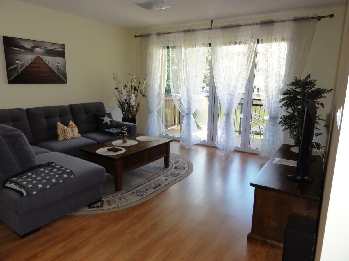 פוביירובו Apartement Basti מראה חיצוני תמונה